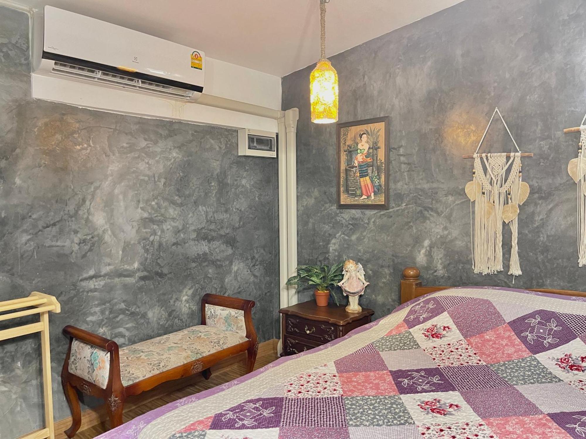 The Quarter Wutthakat Appartement Bangkok Kamer foto